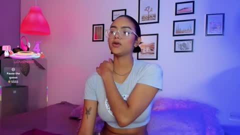 alice_simmons online show from 09.15.25