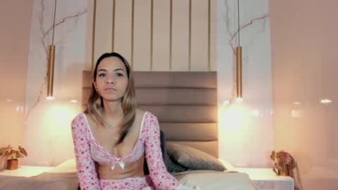 alice_simpson1 online show from 10.06.25