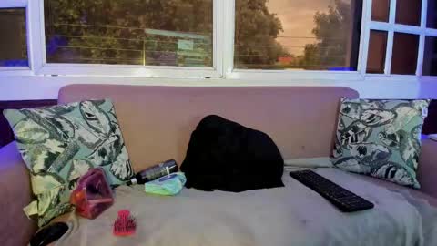 alice_simpson1 online show from 10.13.25