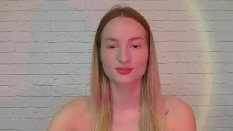 Snapshot of alice_sweet_01 chatting on 12.02.25 Alice online show from 12.02.25