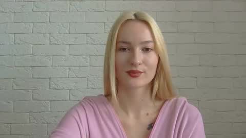 Snapshot of alice_sweet_01 chatting on 01.09.26 Alice online show from 01.09.26