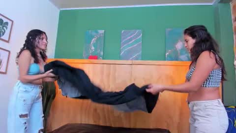 Alice and Asia online show from 11.08.25