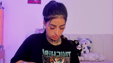 Snapshot of alicee_0 chatting on 02.24.26 Alice online show from 02.24.26