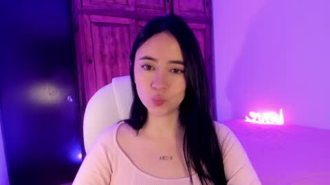 Aliceee  ..   97YP9VWGZHrefnav wishlist lists 1 online show from 02.13.25