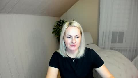 Alicee online show from 12.23.24