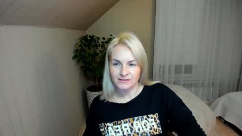Alicee online show from 01.03.25