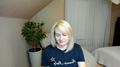 Alicee online show from 01.12.25