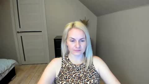 Alicee online show from 02.21.25