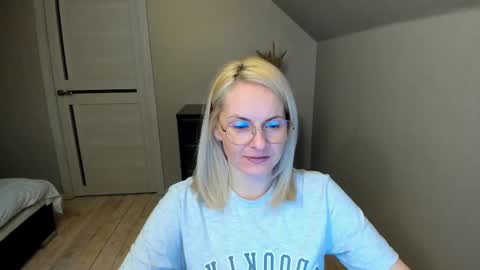 Alicee online show from 02.25.25