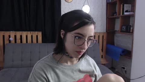 Snapshot of alicee_logan_ chatting on 02.06.25 alicee_logan_ online show from 02.06.25