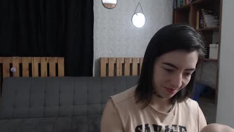 Snapshot of alicee_logan_ chatting on 02.23.25 alicee_logan_ online show from 02.23.25