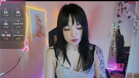 Snapshot of aliceeinwonderlanddd chatting on 04.21.26 Alice online show from 04.21.26