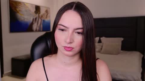 Snapshot of aliceharperx chatting on 01.16.25 Alice online show from 01.16.25