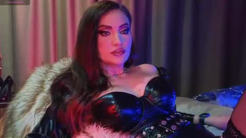 alicejameson online show from 08.02.26
