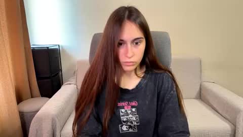 Snapshot of alicekollt chatting on 09.18.25 alicekollt online show from 09.18.25