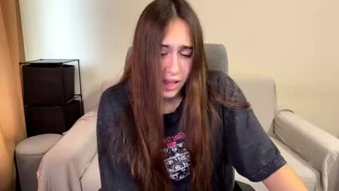 Snapshot of alicekollt chatting on 11.07.25 alicekollt online show from 11.07.25