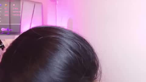 alicemillerr_ online show from 02.28.25