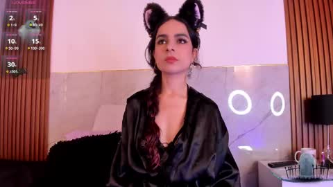 Snapshot of alicenoir_ chatting on 02.10.25 alicenoir_ online show from 02.10.25