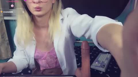 AlicePinkhead online show from 02.19.25