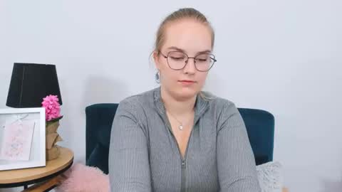 alicesensitive online show from 09.15.25