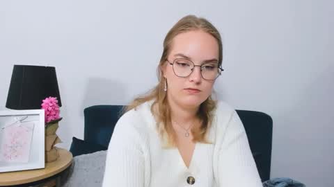 alicesensitive online show from 09.16.25