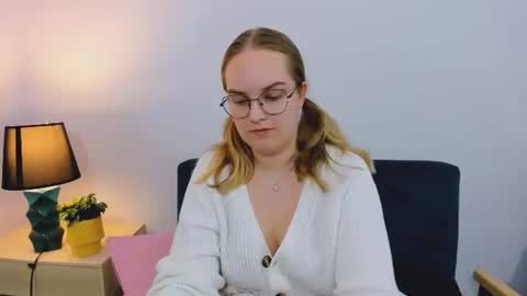 alicesensitive online show from 11.07.25