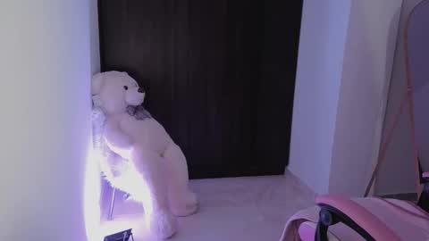 alice online show from 03.14.26