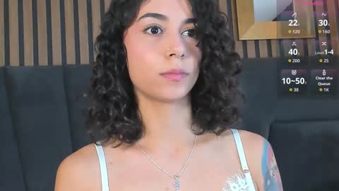 Snapshot of alicestevens_ chatting on 10.24.25 Alicestevens online show from 10.24.25