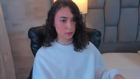 Snapshot of alicestevens_ chatting on 04.20.26 Alicestevens online show from 04.20.26