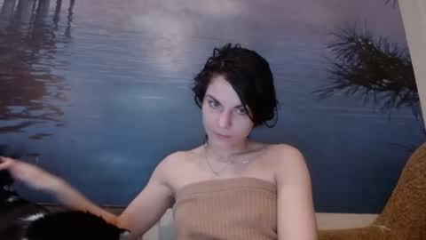 Snapshot of alicetailorrr chatting on 02.05.25 AliceTailorrr online show from 02.05.25