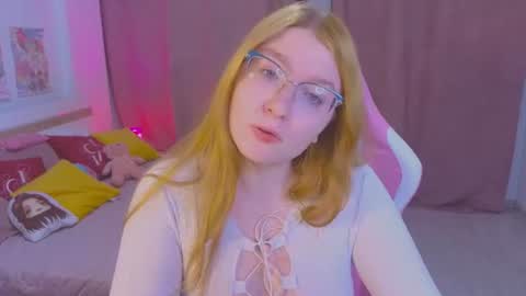Snapshot of alicexcute1 chatting on 07.14.26 Alice online show from 07.14.26