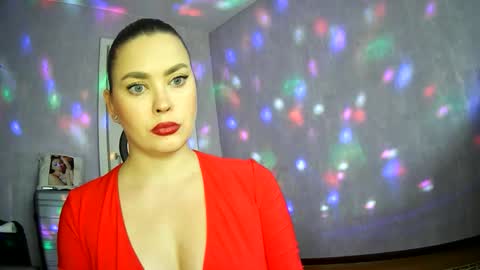 AlicexFresh online show from 10.19.25