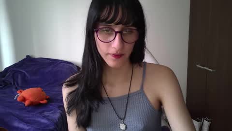 Snapshot of alicia_love29 chatting on 01.17.25 Alice online show from 01.17.25