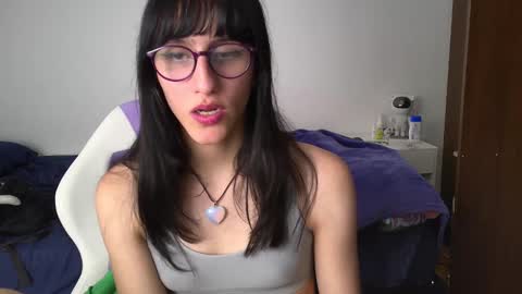 Snapshot of alicia_love29 chatting on 02.03.25 Alice online show from 02.03.25