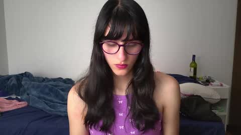 Snapshot of alicia_love29 chatting on 02.22.25 Alice online show from 02.22.25
