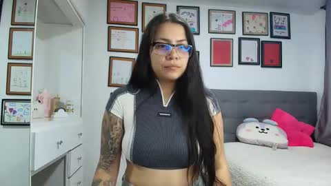 alicia_rainbow online show from 04.08.26