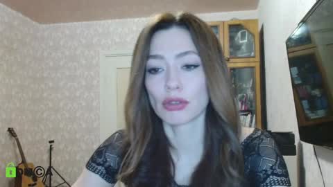 Alicia online show from 12.25.24