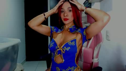 alicia_wings online show from 04.04.26