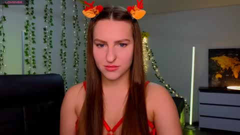 Alicia Lici  online show from 12.23.24