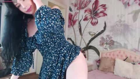 Veronica online show from 10.27.25