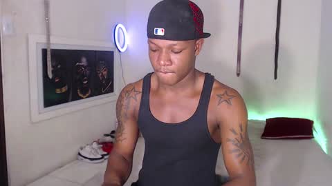 Snapshot of alid_17 chatting on 12.27.24 Alid 17 online show from 12.27.24