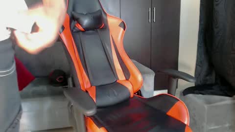 Snapshot of alid_17 chatting on 03.01.25 Alid 17 online show from 03.01.25