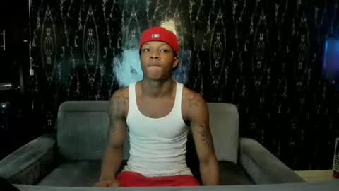 Snapshot of alid_17 chatting on 10.21.25 Alid 17 online show from 10.21.25