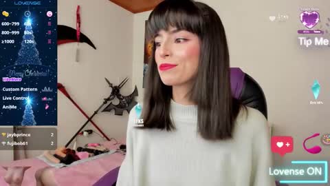 Aiko  Independent Model  online show from 11.17.25