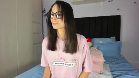 Aiko  Independent Model  online show from 06.14.26