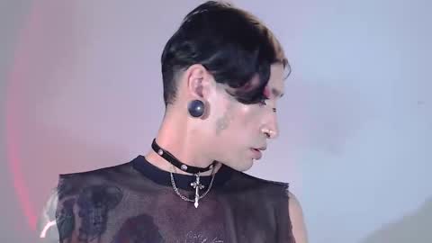     online show from 12.11.24