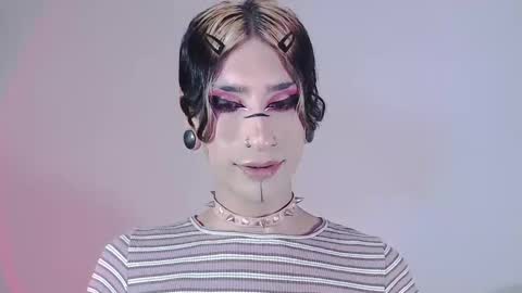     online show from 01.02.25