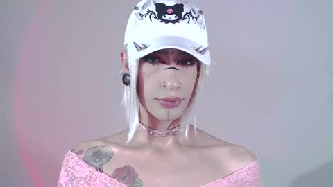     online show from 01.11.25