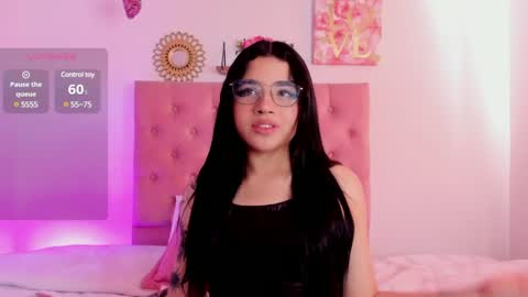 aliice_walker_ online show from 12.02.24
