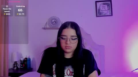 aliice_walker_ online show from 02.03.25